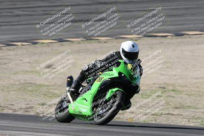 media/Jan-15-2026-Racers Edge (Thu) [[dfebeb70ab]]/3-B Group/Session 2 (Bowl Exit)/